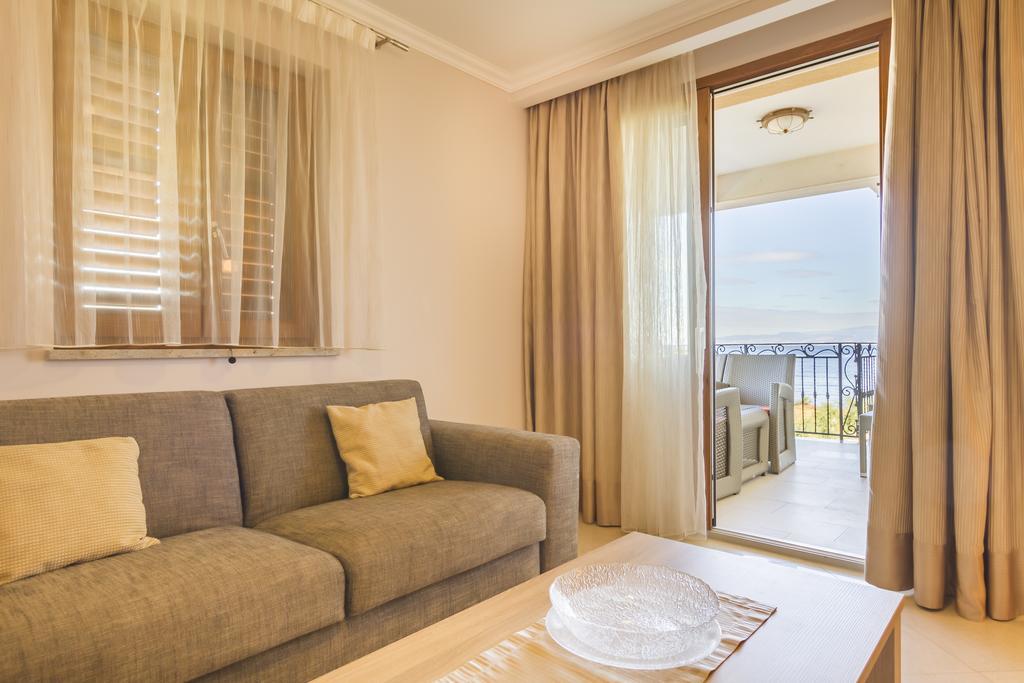 Luxury Apartments Villa Matea Malinska Eksteriør billede