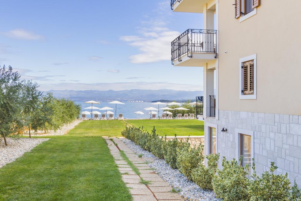 Luxury Apartments Villa Matea Malinska Eksteriør billede