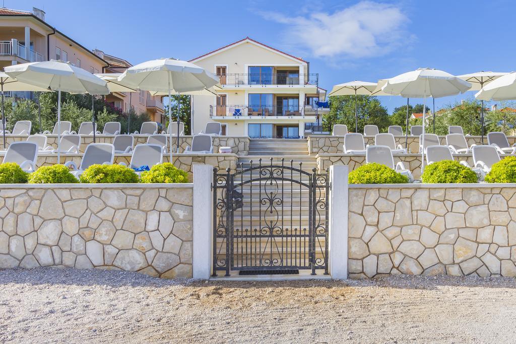 Luxury Apartments Villa Matea Malinska Eksteriør billede